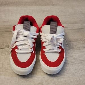 Vans Red and White Low-Top Athletic Sneakers Mens Sz 7.5 Women Sz 9.0